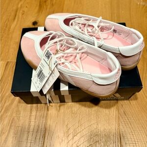 NWT Adidas Mei Ballet Women's Pink Sneakers